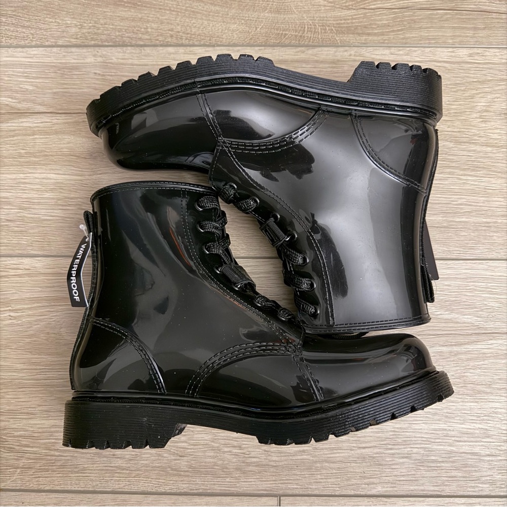 DKNY Tilly Combat Rain Boots - Picture 6 of 8